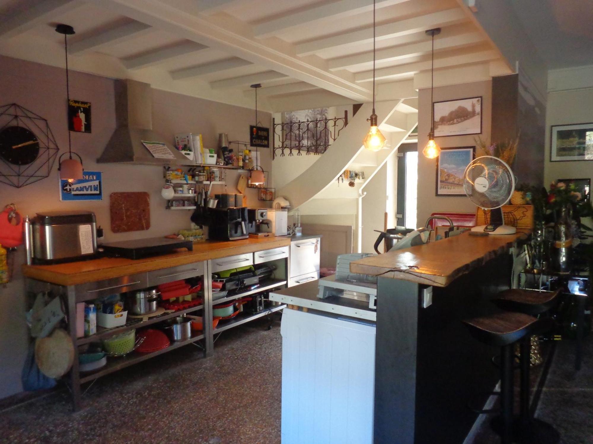 L'ancienne Epicerie De * Poil